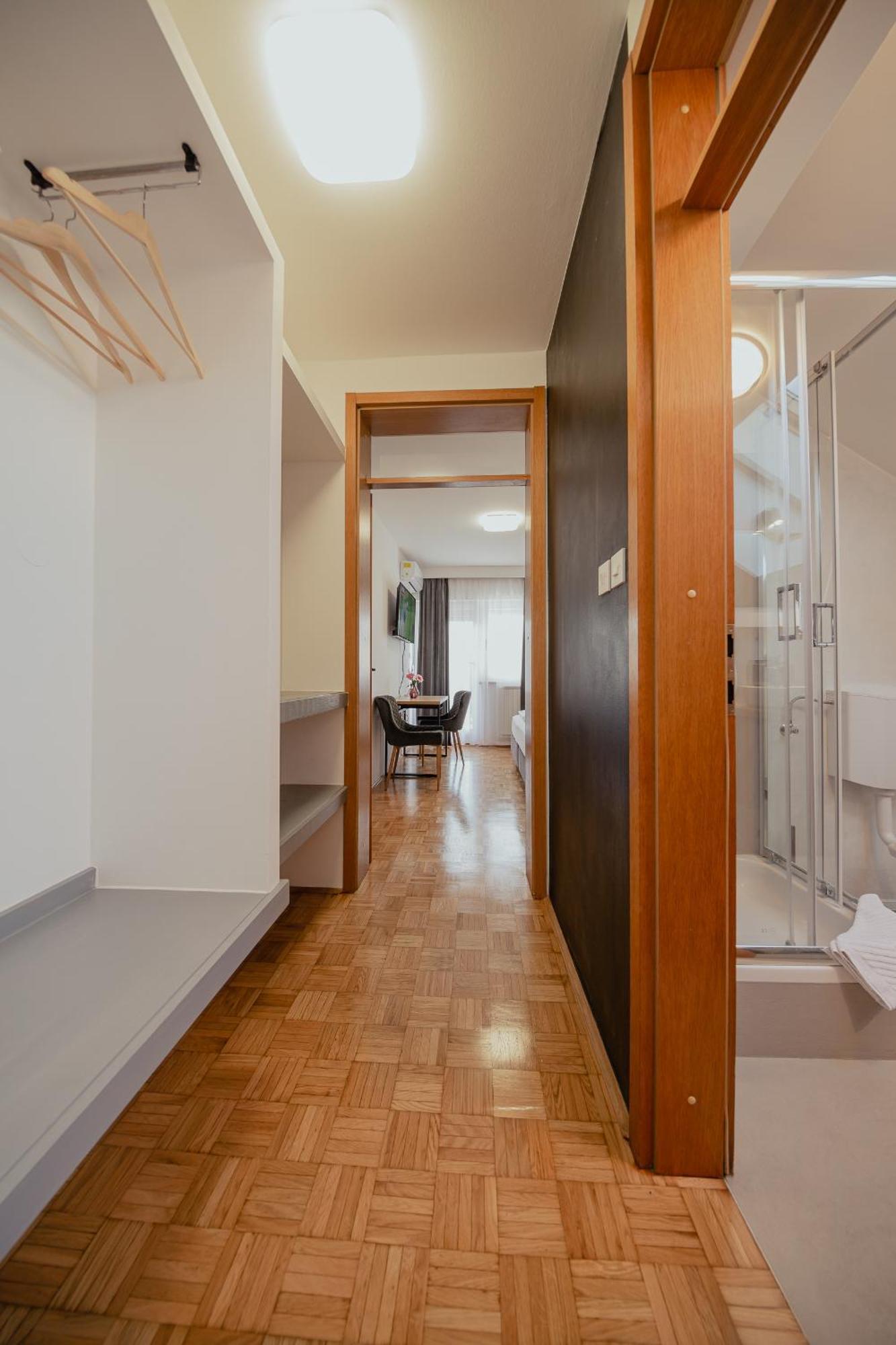 מורבסקה טופליצה Hotel Maj Inn מראה חיצוני תמונה