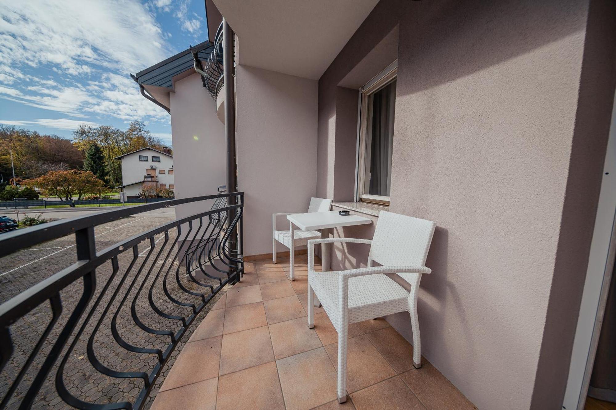 מורבסקה טופליצה Hotel Maj Inn מראה חיצוני תמונה